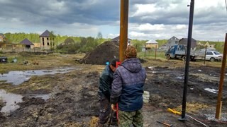 Заказать монтаж винтовых свай в Соликамск - цена под ключ с доставкой от 1840 шт