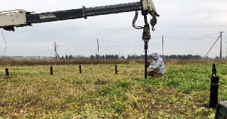 Установка винтовых свай Соликамск цена от 3066 руб.