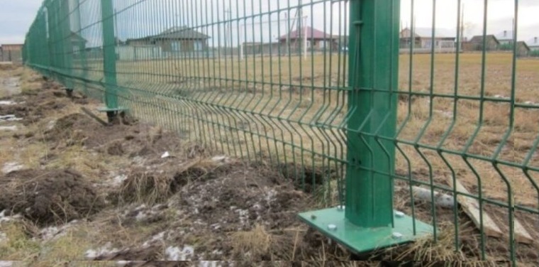 Купить сваи для ограждения от производителя в Соликамске от 1380 руб: низкая цена, быстрая установка